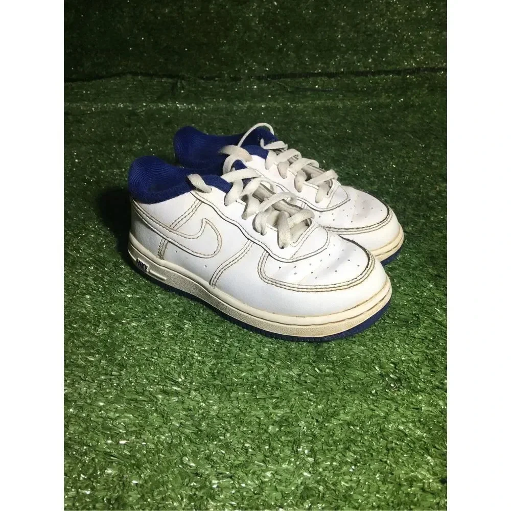 Kids/toddlers Airforces size 9c Nike white/blue leather back to school bts play